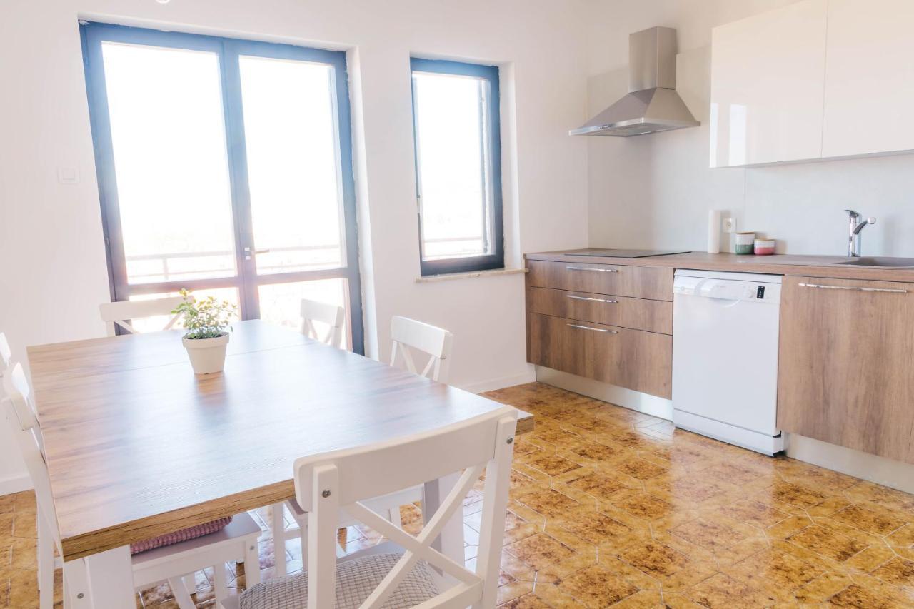 Sobe Kaki In Kivi Hostel Izola Ngoại thất bức ảnh